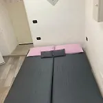 Nocleg ze śniadaniem Central Nest 3*